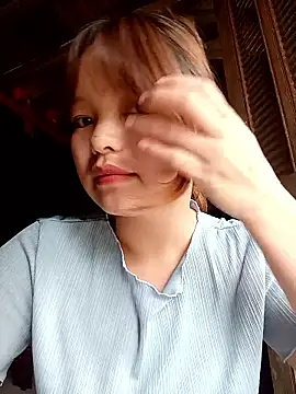 XoiXoi232 online show from October 28, 7:36 am