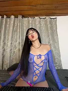  Amatista Fire online show from February 4, 1:25 pm