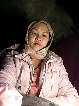 MaiHoa69 online show from February 12, 5:36 pm