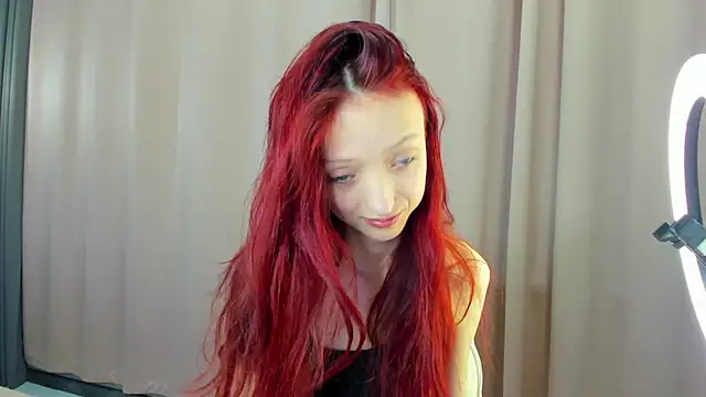 Snapshot of Daria_J chatting on October 12, 4:04 am Daria J online show from October 12, 4:04 am
