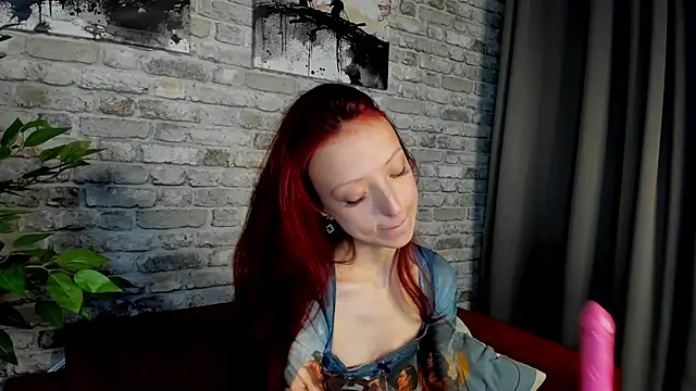 Snapshot of Daria_J chatting on September 20, 4:22 am Daria J online show from September 20, 4:22 am