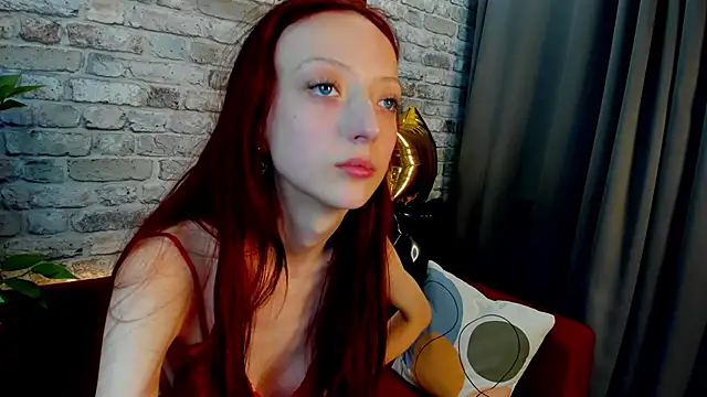 Snapshot of Daria_J chatting on September 26, 4:21 am Daria J online show from September 26, 4:21 am
