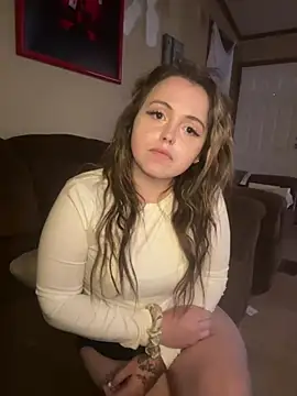 JuicyExxxperience online show from January 18, 2:13 pm