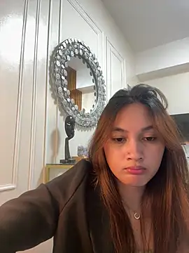 LanySylvia online show from January 12, 3:39 pm