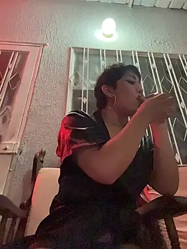 ZahaRose online show from November 16, 8:38 am