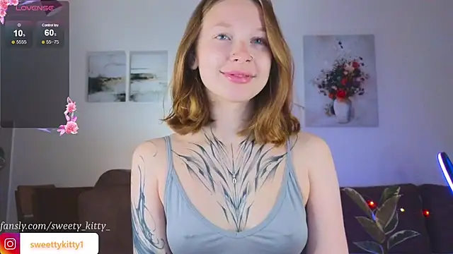Snapshot of sweettykitty chatting on October 16, 2:20 pm sweettykitty online show from October 16, 2:20 pm