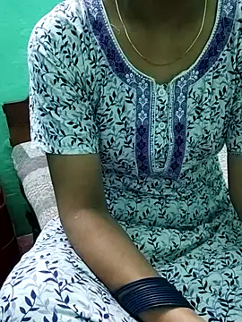 Apurvaa online show from December 4, 3:57 pm