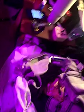 shakeweight online show from October 10, 3:00 am