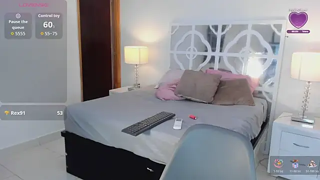 MikaelaStone online show from November 19, 2:39 pm