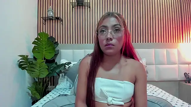 KattyBonnie online show from November 28, 7:39 pm