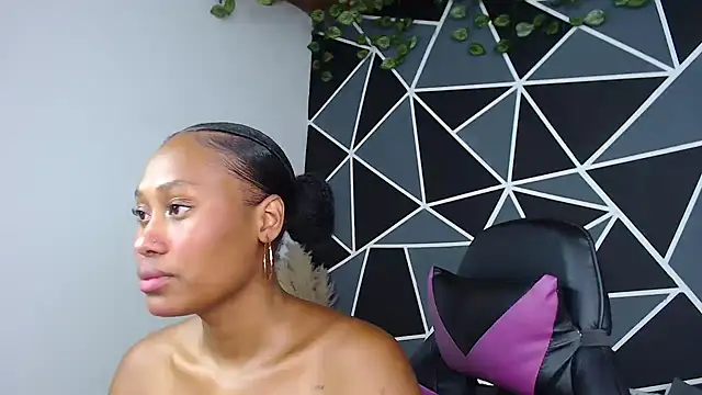 Snapshot of karol_the_warrior chatting on October 2, 7:52 pm karol the warrior online show from October 2, 7:52 pm