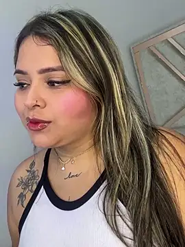 ashley-swift- online show from February 4, 11:24 am