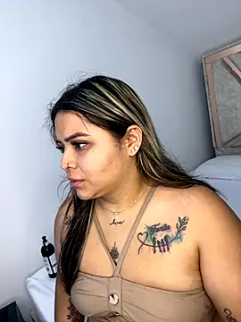 ashley-swift- online show from September 11, 6:47 am