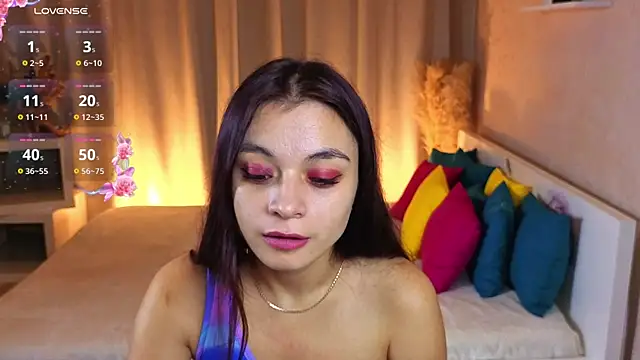 Leila Hefner online show from September 13, 4:09 am