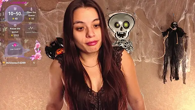 Leila Hefner online show from October 14, 2:25 am