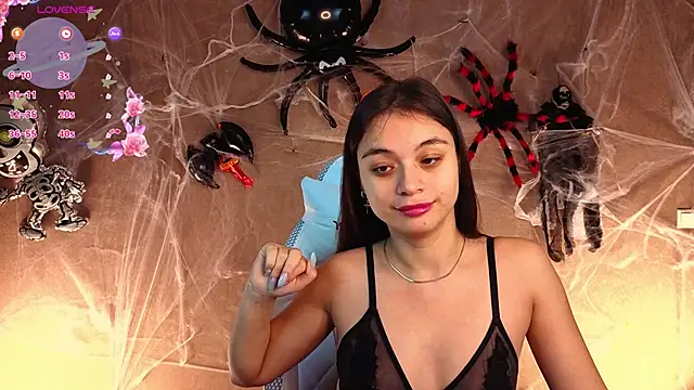 Leila Hefner online show from October 16, 2:47 am