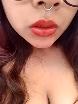 Hott Muskan online show from November 30, 11:14 am