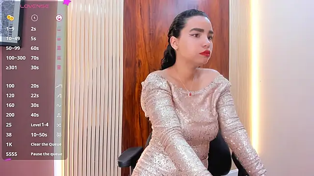 KhateAndersson online show from November 18, 8:10 pm