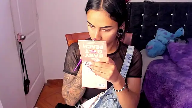 Samanthademonx20  online show from November 8, 1:10 am