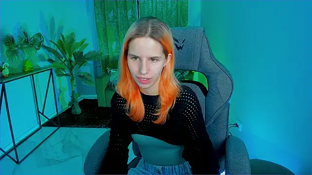 NitaNihil online show from December 1, 7:12 am