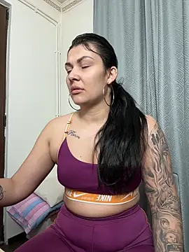 MiaKiittyy online show from March 23, 12:39 am