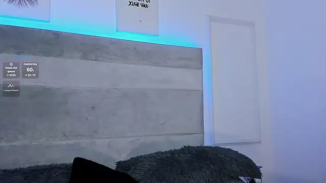 Aleja ruizz online show from November 18, 8:26 am