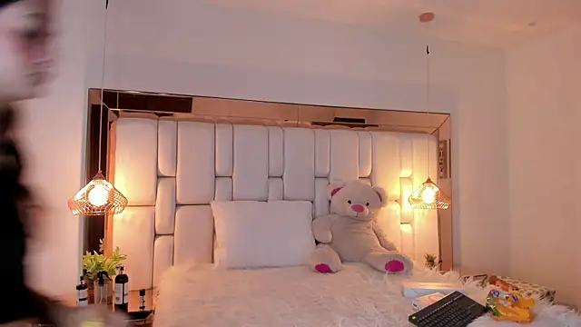 ValeriaPrado online show from October 3, 7:41 pm