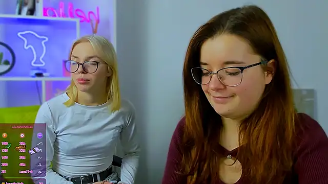 nika-still online show from December 18, 12:10 pm