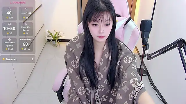 Fioriy66 online show from November 21, 2:41 pm