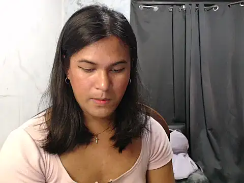 Pixie dust69 online show from December 3, 7:38 pm