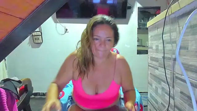 rubi 49 online show from April 18, 4:15 am