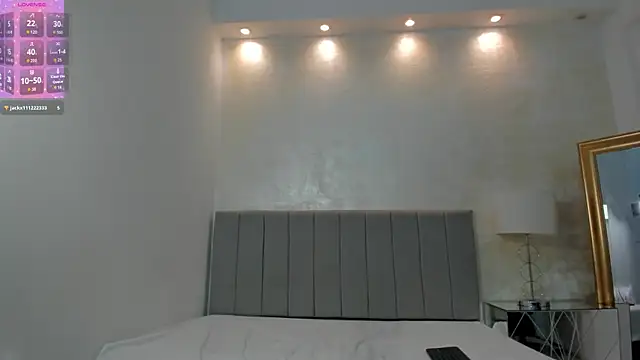Snapshot of felicia_whitee chatting on September 12, 2:35 pm felicia whitee online show from September 12, 2:35 pm