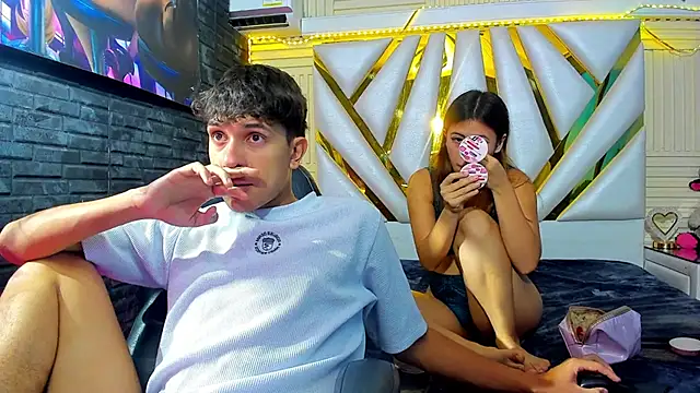 ChanellandMax online show from November 24, 1:46 pm