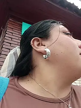 megan fox5 online show from November 26, 3:57 pm