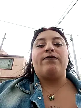 megan fox5 online show from November 12, 5:44 pm