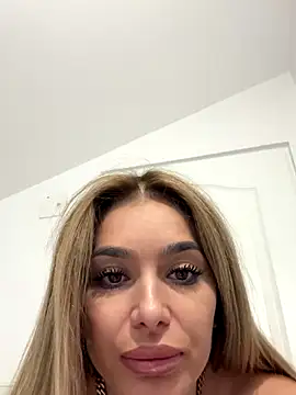 KaseyQuinn  online show from October 28, 8:42 am