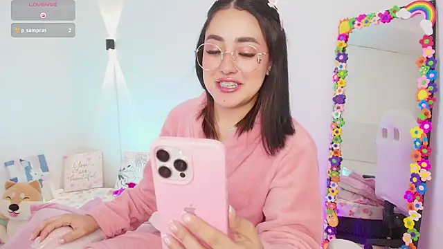 justonecute online show from October 1, 3:44 am