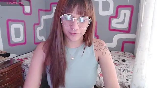 Snapshot of zara_erotik chatting on September 24, 11:42 am zara erotik online show from September 24, 11:42 am