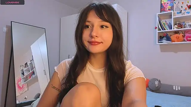 Snapshot of mzemta_lisa chatting on October 18, 11:06 pm mzemta lisa online show from October 18, 11:06 pm