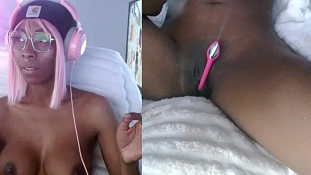 alys at college online show from March 27, 12:06 pm