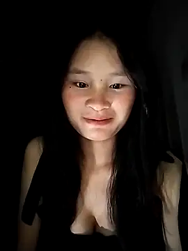 Snapshot of saronla_03 chatting on October 11, 7:16 pm saronla 03 online show from October 11, 7:16 pm