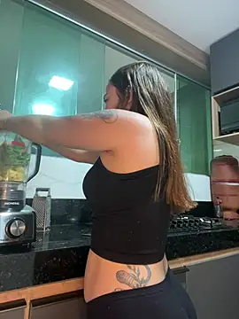 m0ranguinh0s2 online show from July 1, 1:27 am