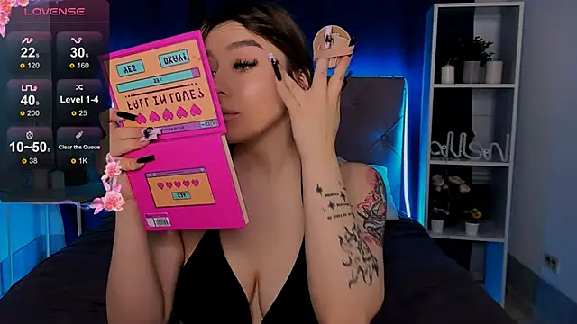 Emily Tylerr online show from November 12, 2:20 am