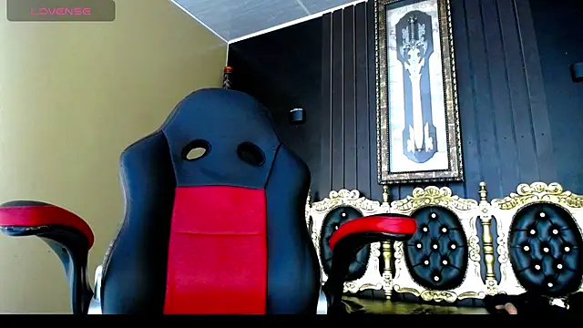 Kimberly Vazquez online show from December 5, 3:50 am