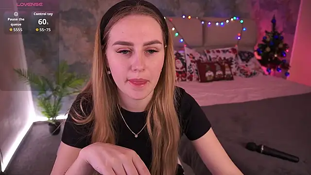 GabriellaJass online show from December 22, 11:41 pm