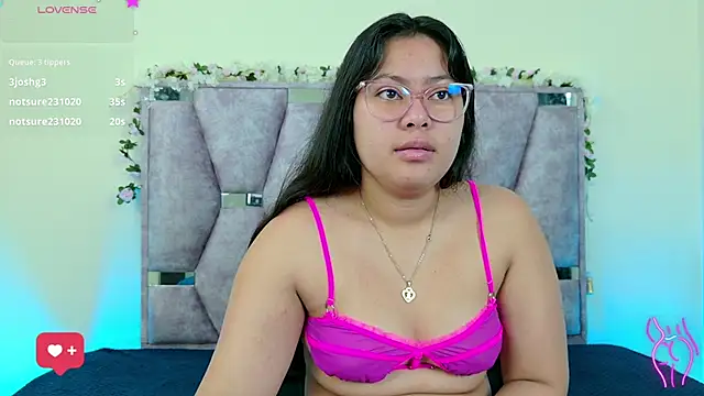 lana and liam  online show from March 14, 11:33 am