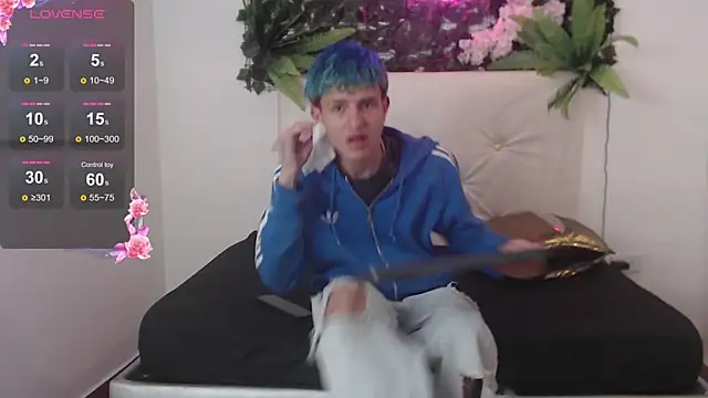 iam lukas   online show from October 6, 3:12 am