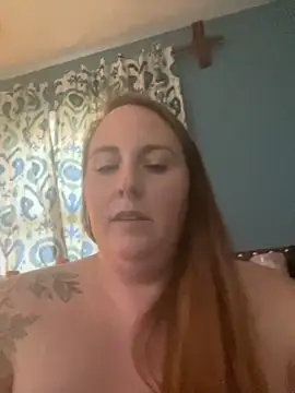 Snapshot of Domimommy420 chatting on September 19, 6:40 pm Domimommy420 online show from September 19, 6:40 pm