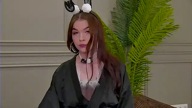 Wanda Wild online show from October 30, 5:10 am