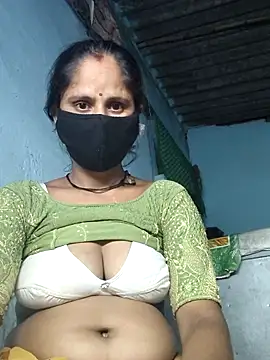 Hot-ilaiy online show from October 1, 3:06 pm